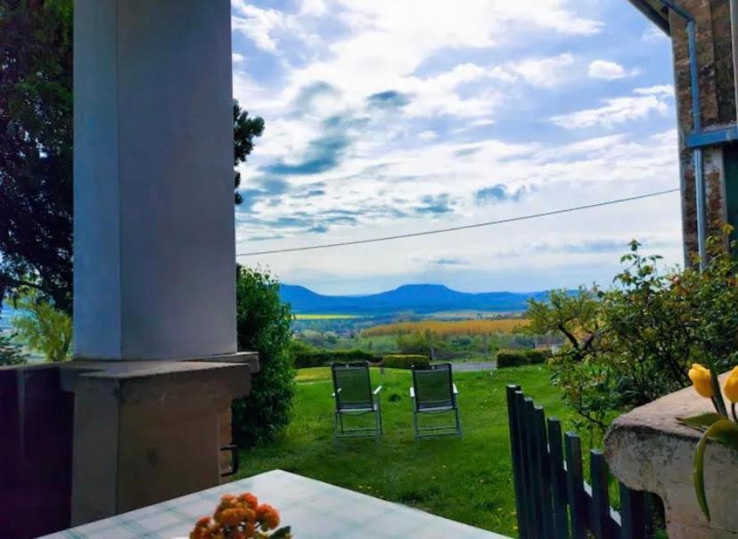 Ferienwohnung Bardio Birtokhaz - Koerpanorama Lesenceistvand Exterior foto